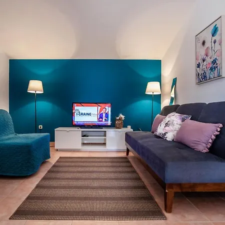 Mario 1253 Apartment *