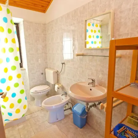 Mario 1253 Apartment